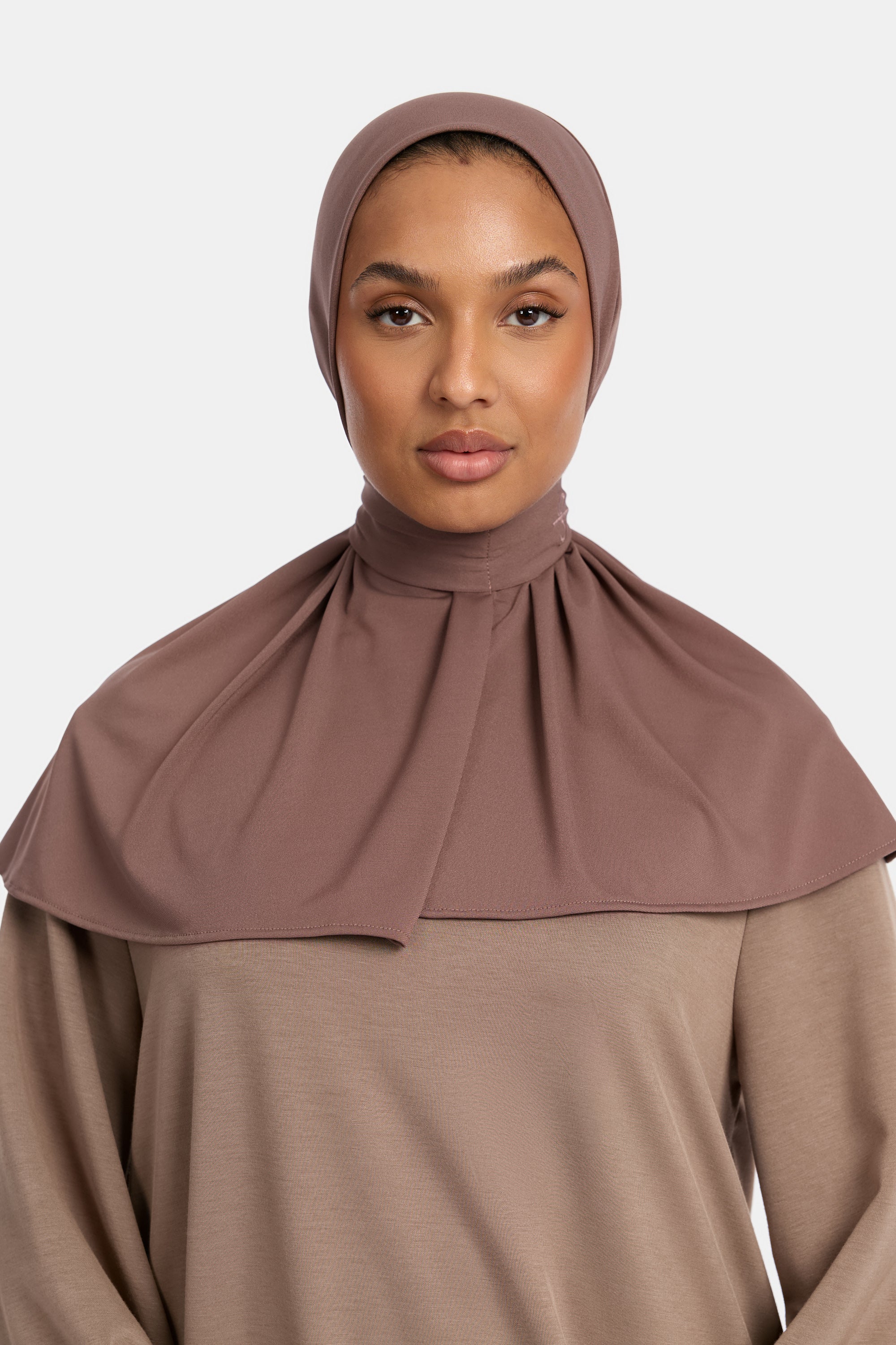 CINNAMON X BUTTON SCARF