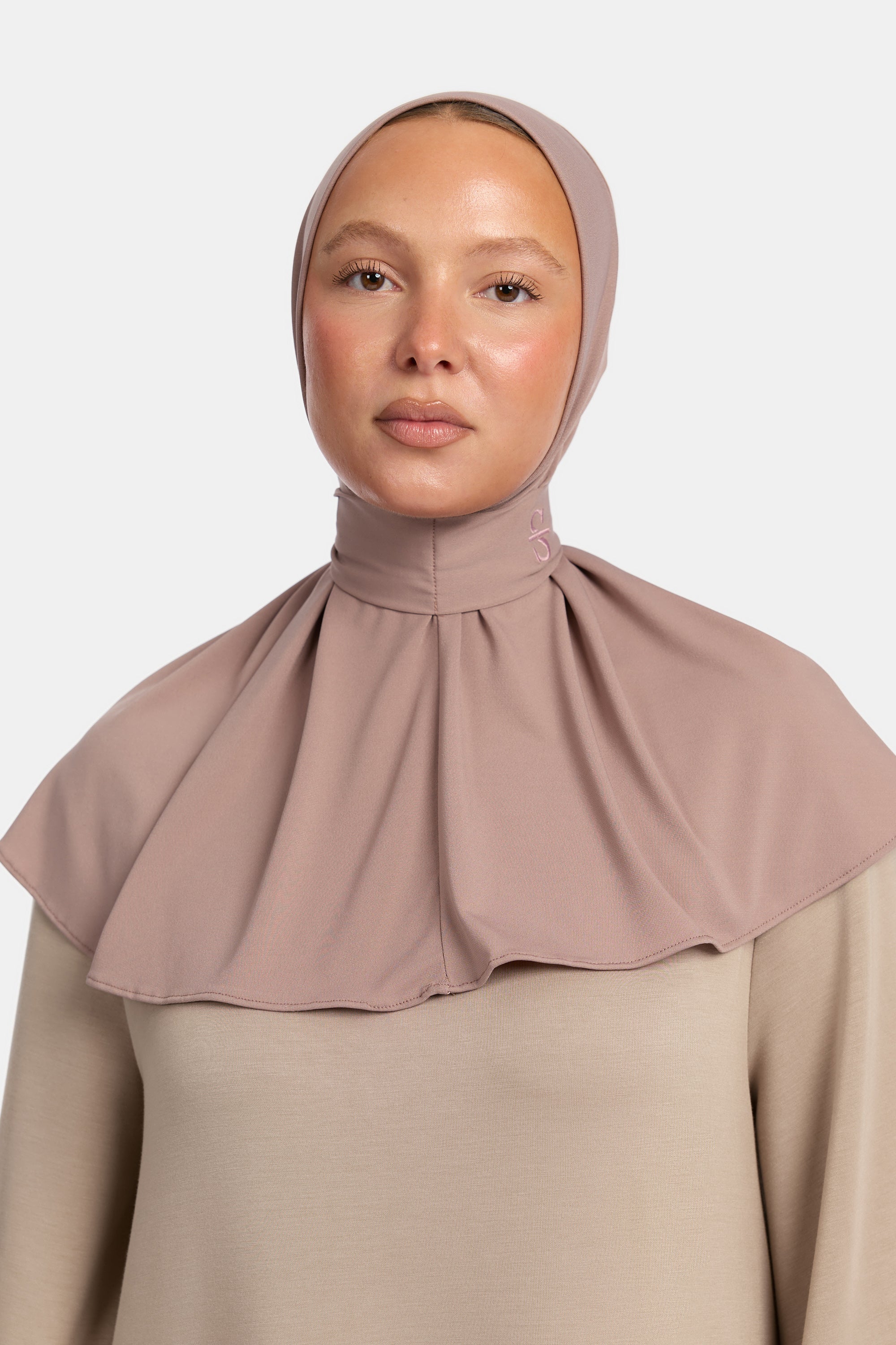 ROSE BEIGE X BUTTON SCARF