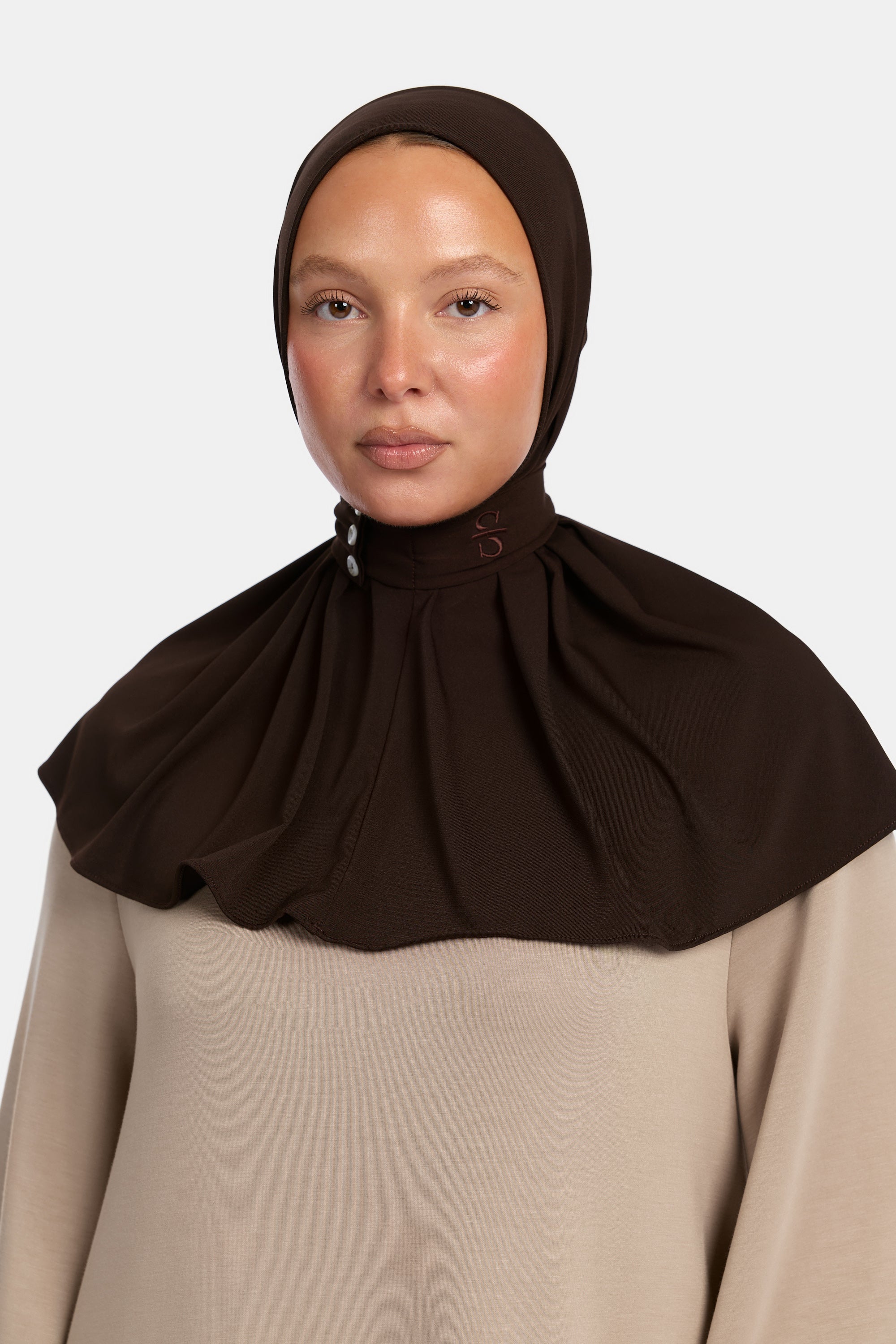 DARK COFFEE X FRONT BUTTON SCARF