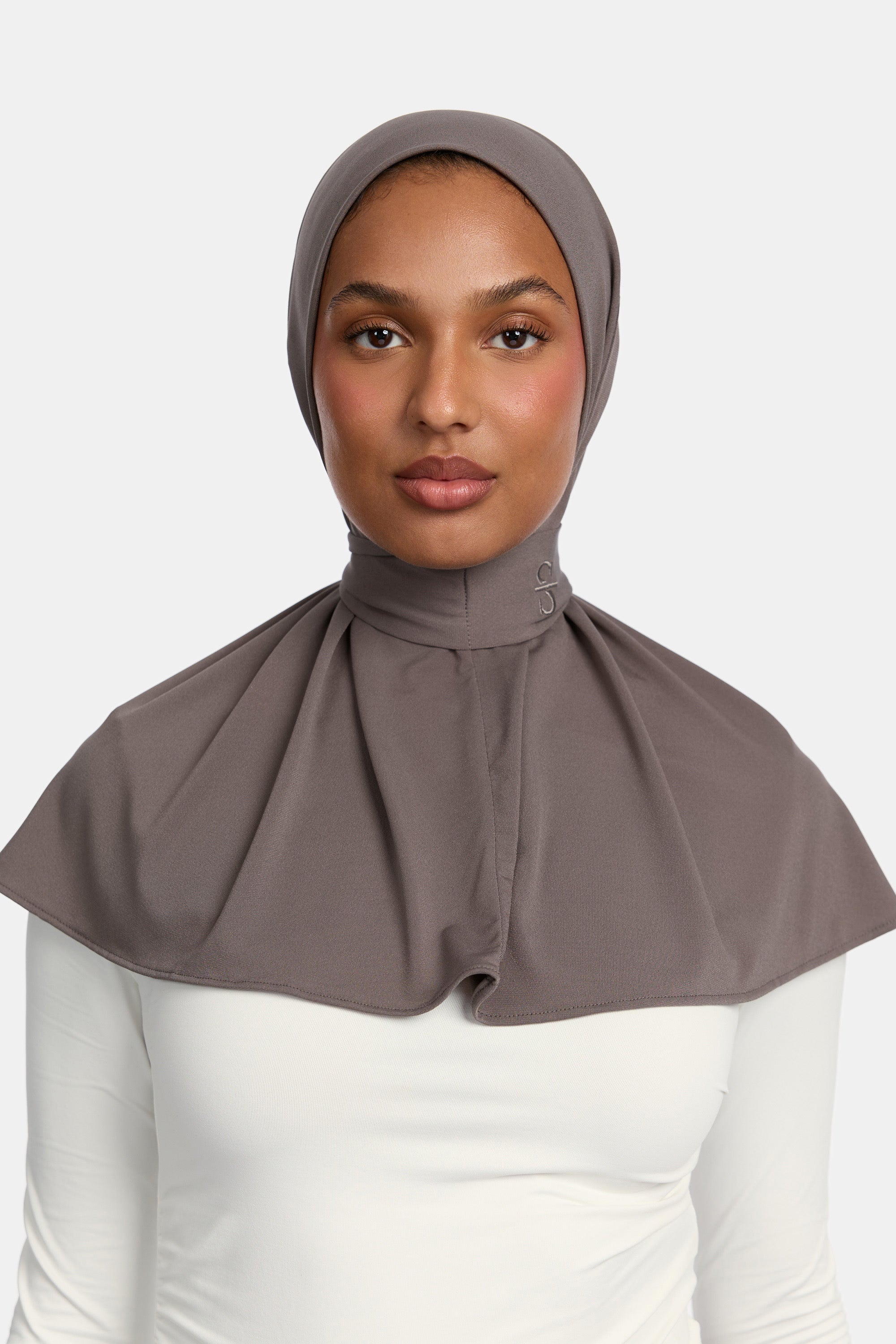 BUTTON SCARF X TAUPE GREY
