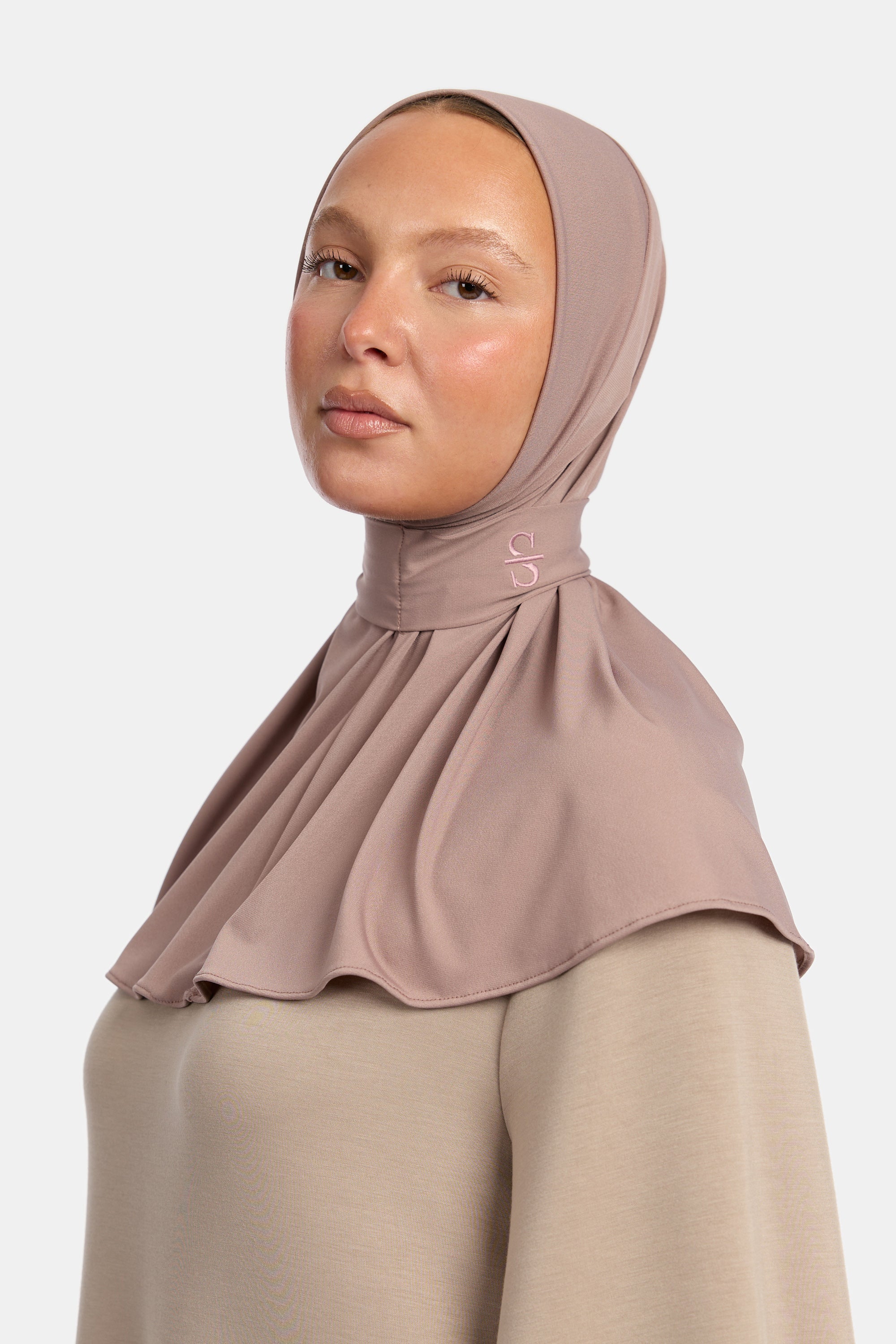 ROSE BEIGE X BUTTON SCARF
