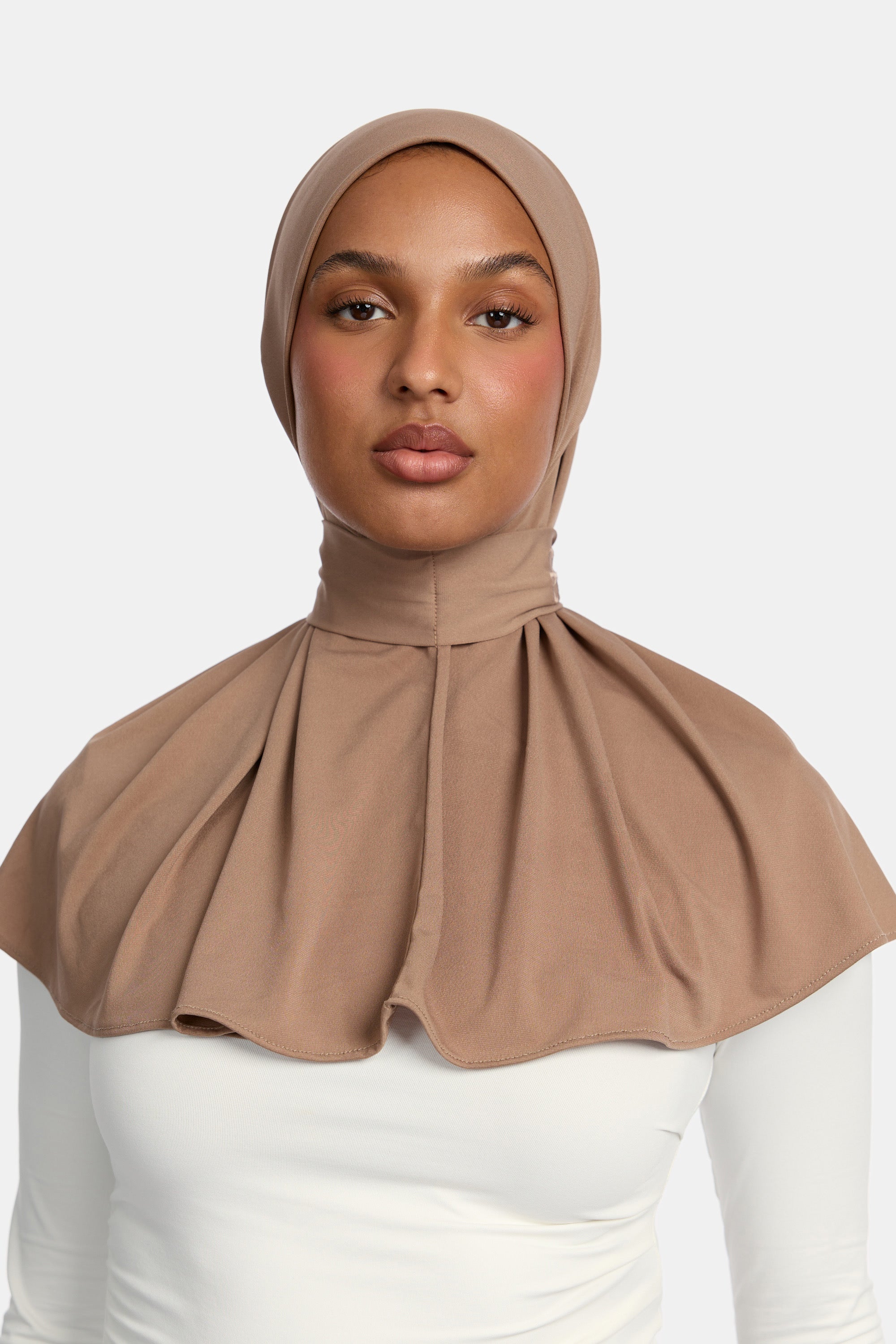 BUTTON SCARF X DARK BEIGE